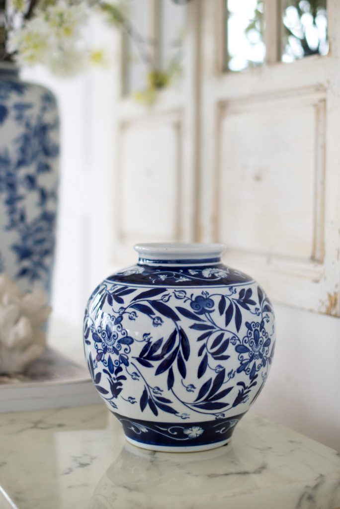 Classic Aline Blue Vase